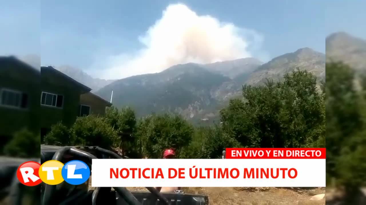 #Linares Gran incendio Forestal en sector de Chupallar Alto, sigue avanzado Violentamente