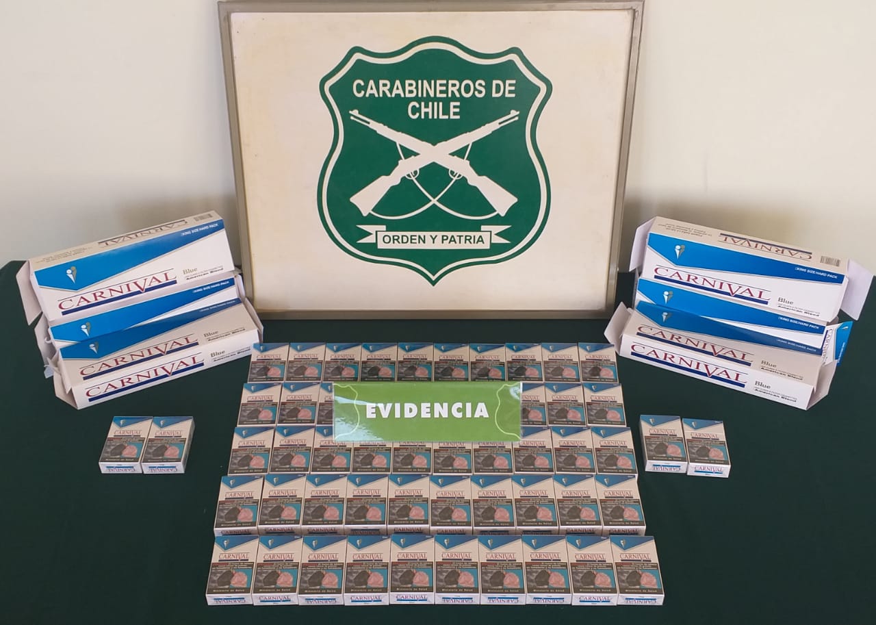 CARABINEROS DETIENE A SUJETO POR VENTA ILEGAL DE CIGARRILLOS EXTRANJEROS EN CAUQUENES.